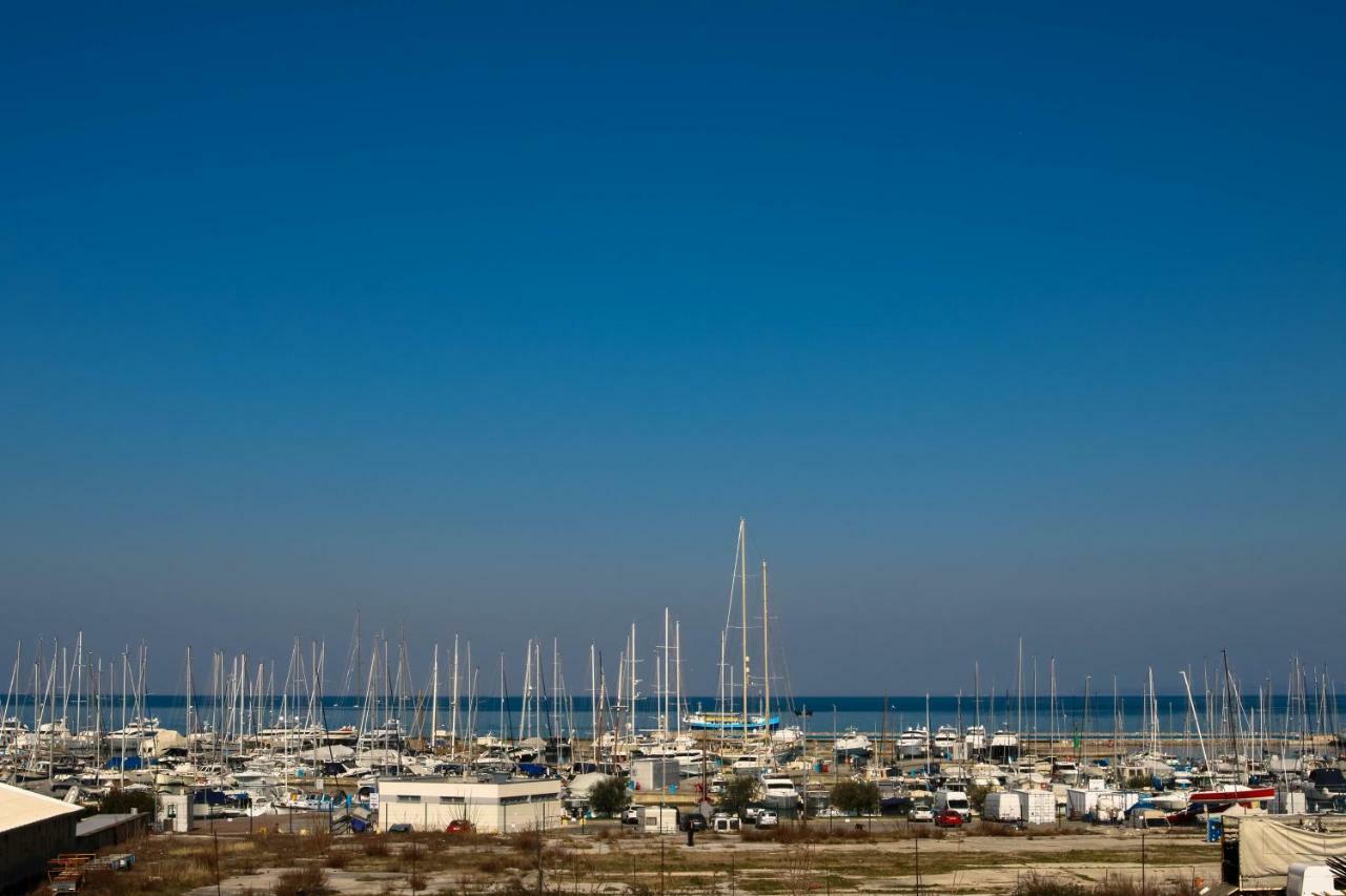apartman Cedra Izola Bagian luar foto